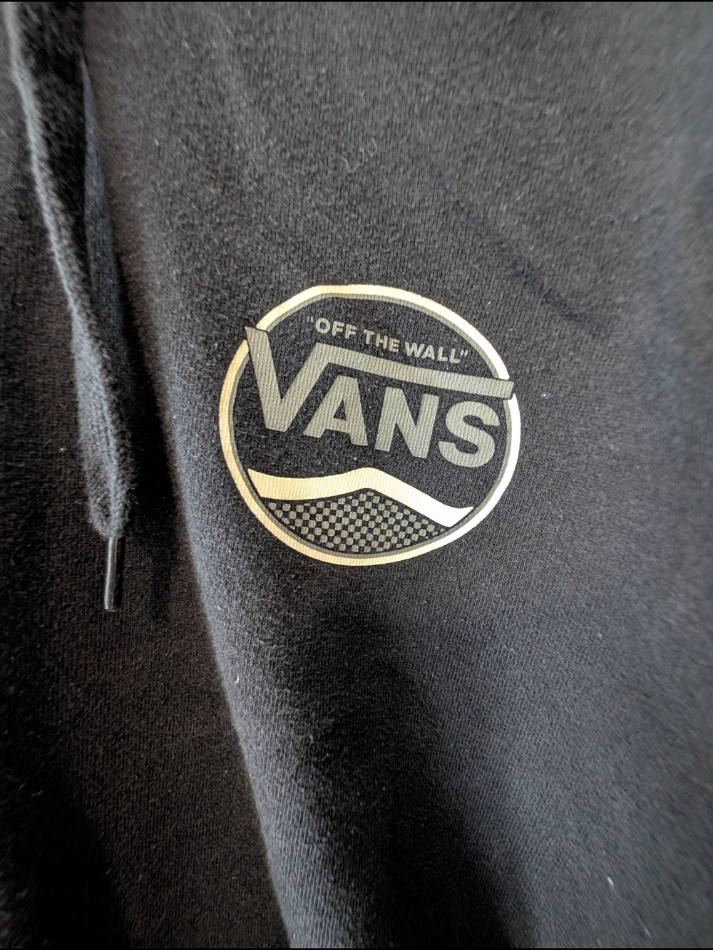 Vans Black Pullover Hoodie with Small Chest Logo - Picture 3 of 8